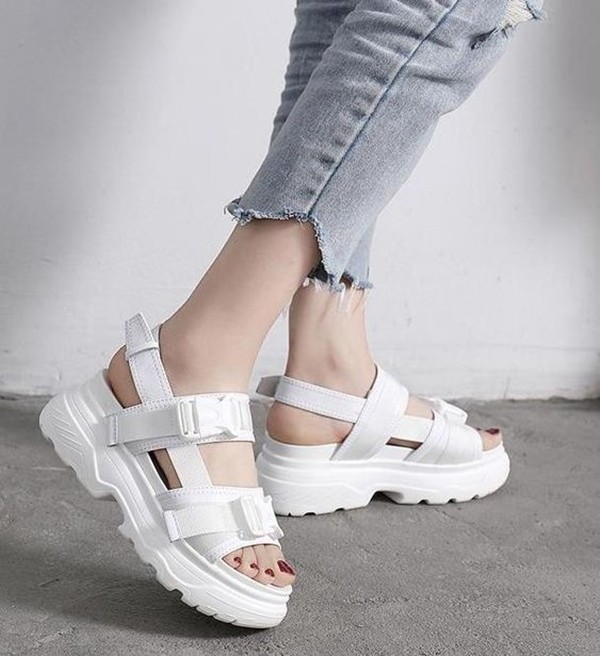 Какие сандалии в моде летом 2020